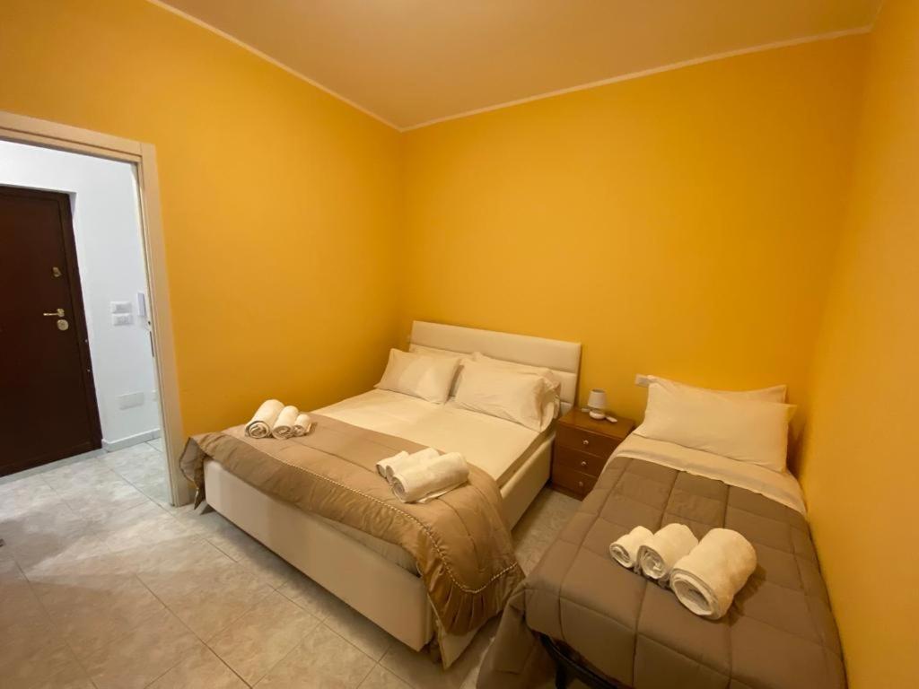 Al Parlatoio Del Centro Storico Apartment Palermo Luaran gambar