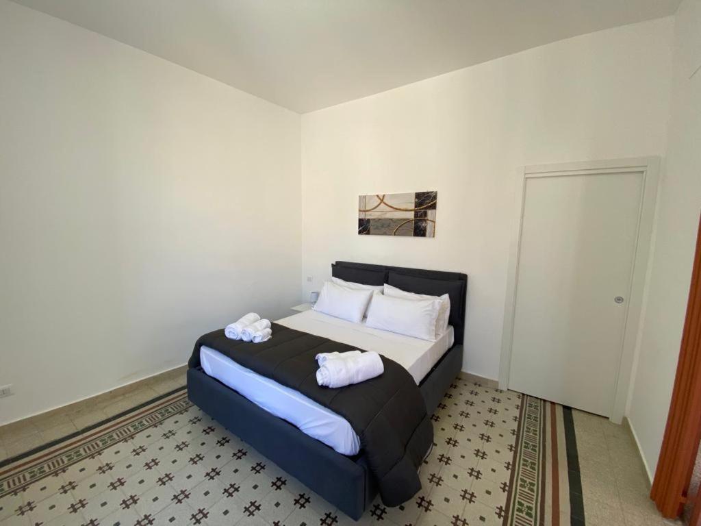 Al Parlatoio Del Centro Storico Apartment Palermo Luaran gambar